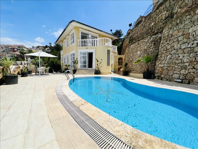 Alanya'da Emlak Yatırımı: Neden Şimdi Tam Zamanı?