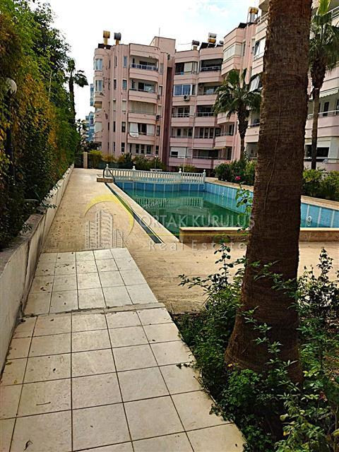 Furnished 1+1 Apartment for Sale Near the Sea in Alanya Center