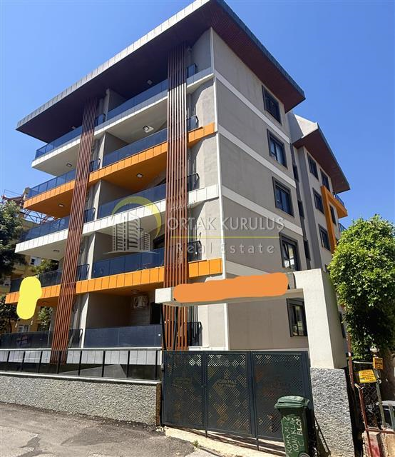 Alanya Centrum Solis Star til salg 1+1 | 25 meter vej | med beboelsestilladelse