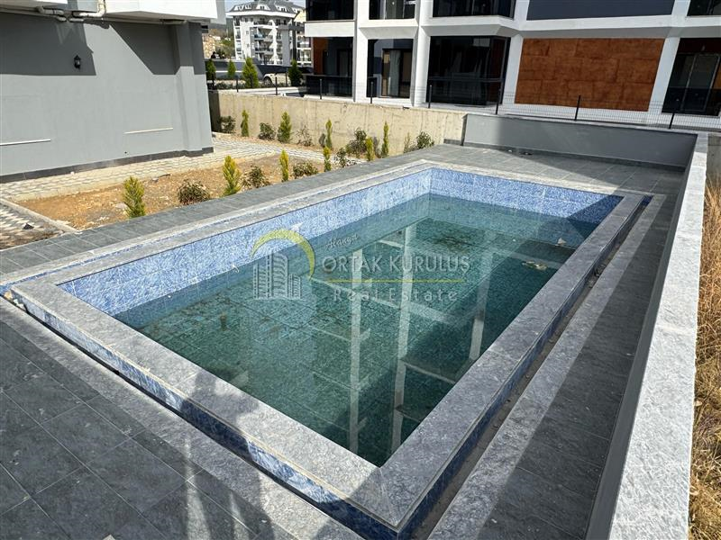 Alanya Avsallar Mira 6'da Satılık 1+1 Daire, İskanlı ve Yeni