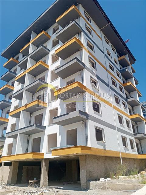 Antalya Alanya Avsallar’da Satılık 1+1 Daire - 2 km Denize