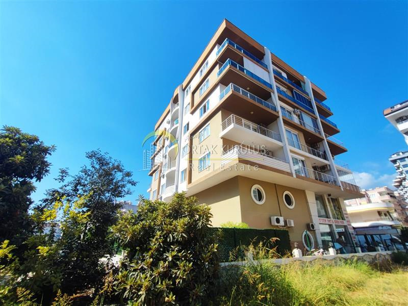 In Alanya Mahmutlar: Zu Verkaufen 1+1 Wohnung | Mary Asos Tower | 400m zum Meer