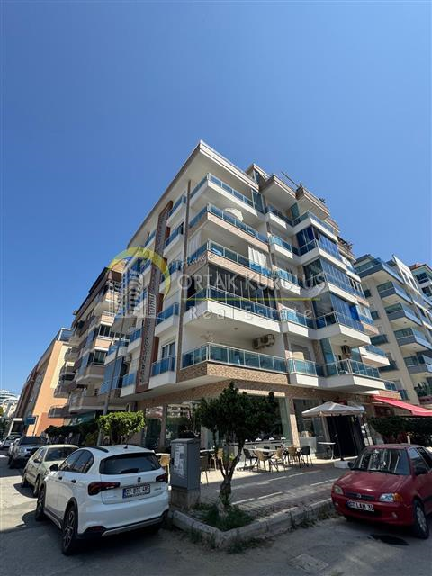 Mahmutlar’da 1+1 Full Eşyalı Satılık Daire – Denize 300 m
