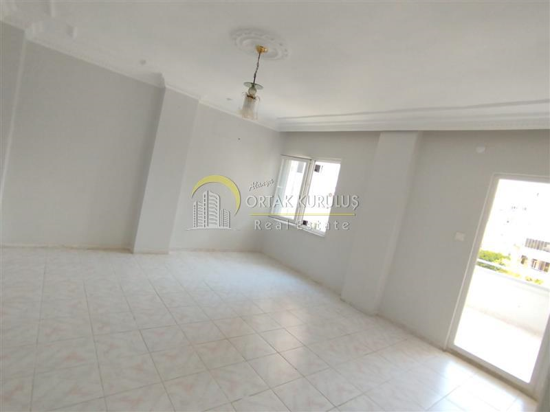2+1 Separate Kitchen Apartment for Rent in Mahmutlar, Alanya | 300m to the sea