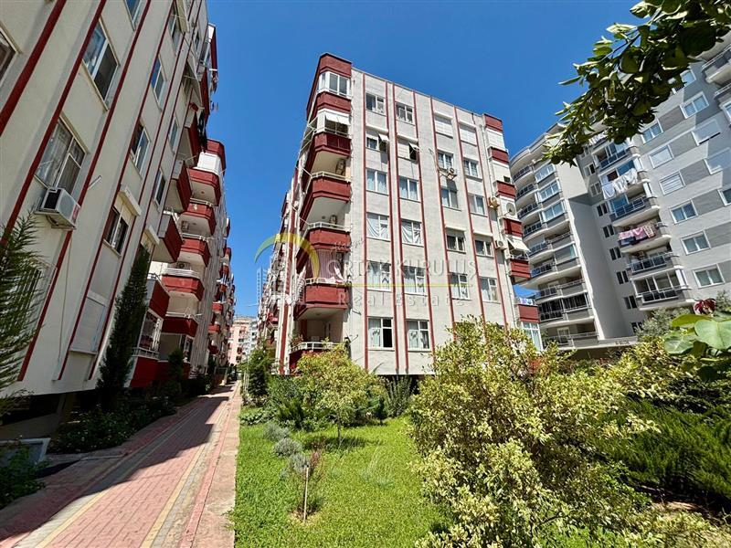 Fully renovated 2+1 furnished apartment near the sea in Mahmutlar.