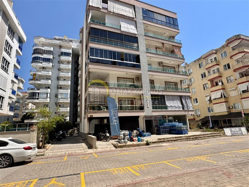 Mahmutlar Ece Apartment for Sale 3+1 | Separate Kitchen & Tuesday Market