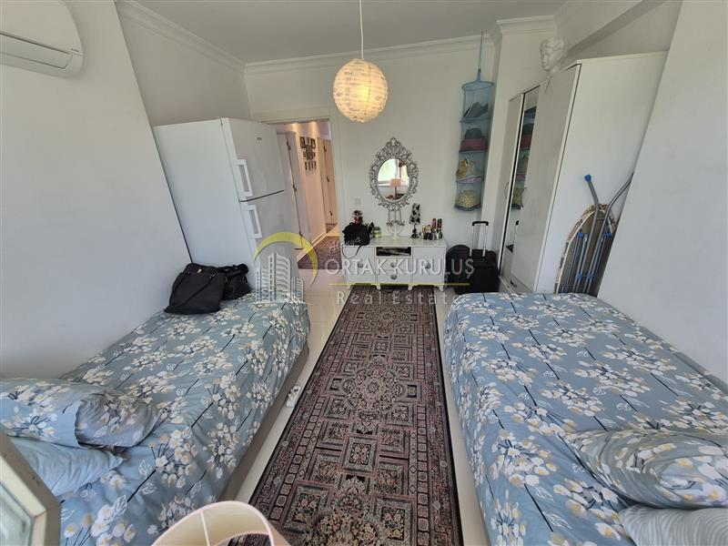 thumbnail 24