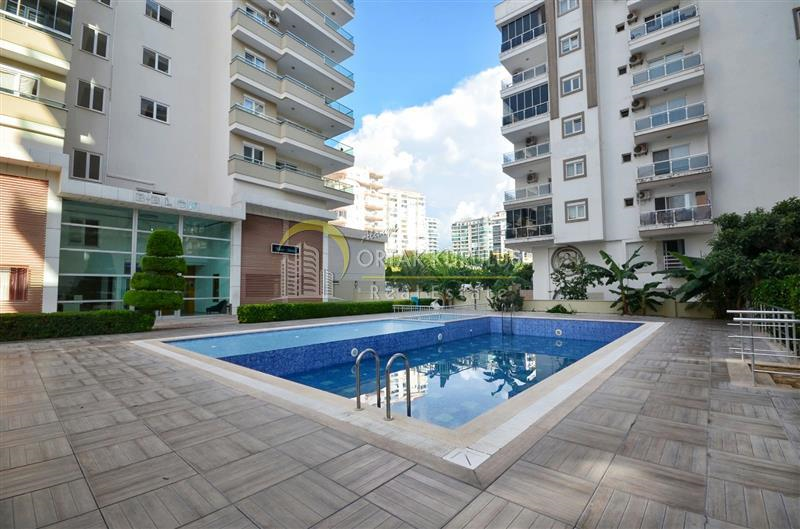 Mahmutlar Prestij 12 For Sale 1+1 | 500m from the Sea, South-Facing, With Pool, Furnished