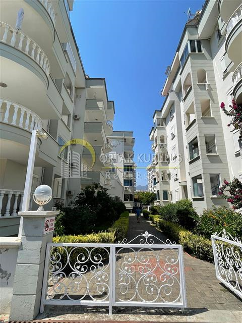 property for sale Oba 70053