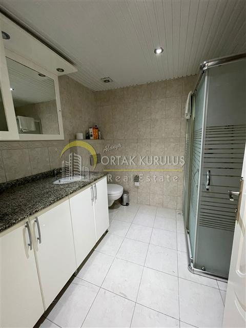 property for sale Oba 70058