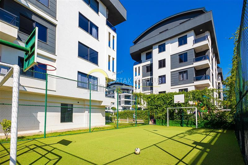 property for sale Oba 70105