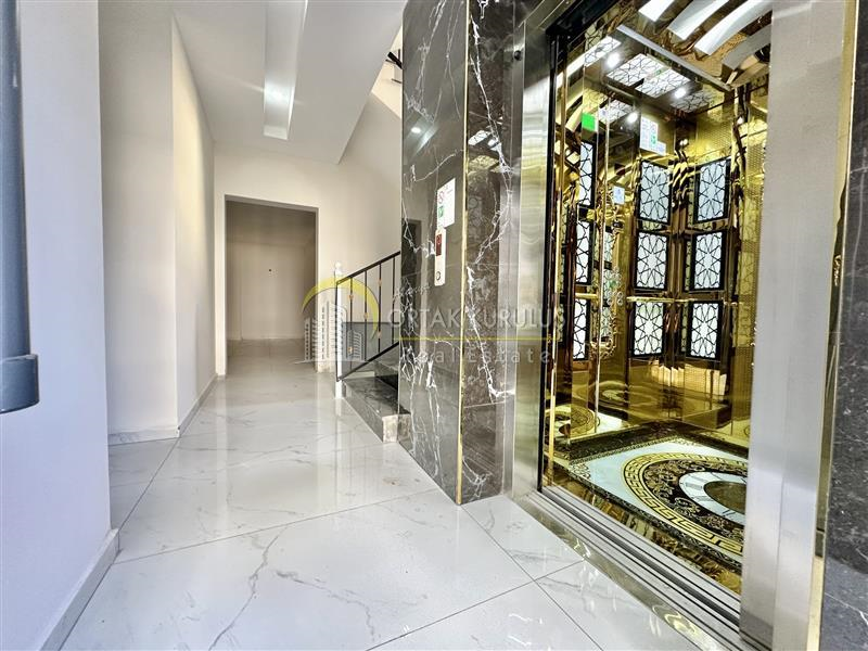 property for sale Oba 74302