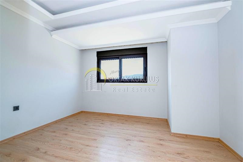 property for sale Oba 75280