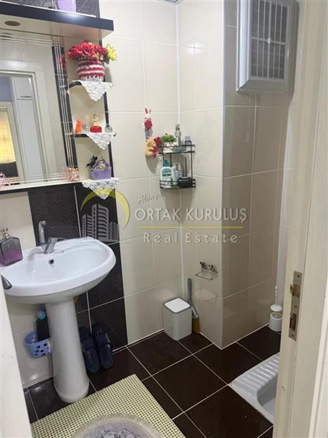 property for sale Payallar - photo 16