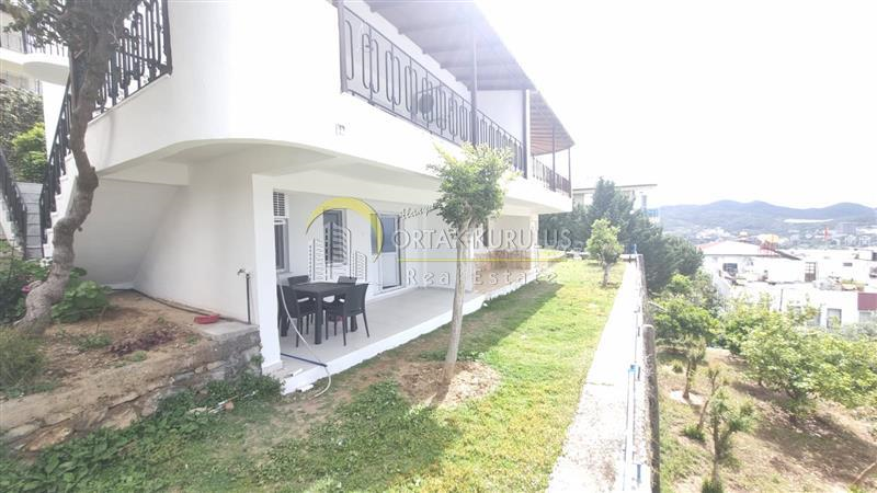 'Open the doors of an unique life with sea view in Alanya Demirtaş 4+2 Twin Villa!'