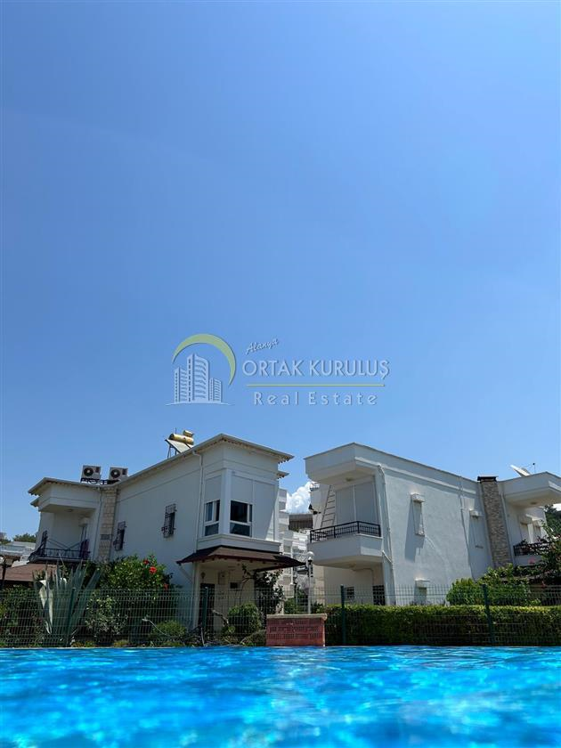 Alanya Demirtaş Satılık İkiz Villa Deniz Manzaralı