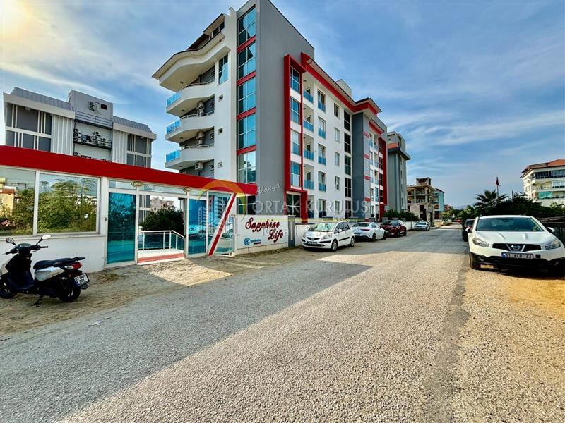 Alanya Kestel, lähellä merta 2+1 kalustettu myytävä asunto