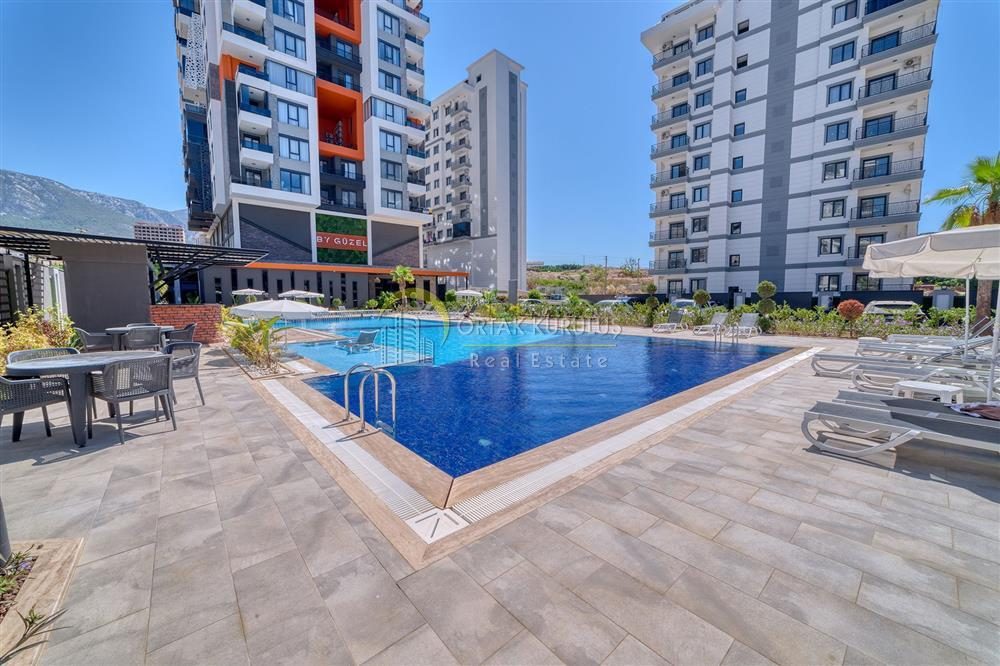 Alanya Mahmutlar'da 3+1 Penthouse - Full Eşyalı Lüks Rezidans