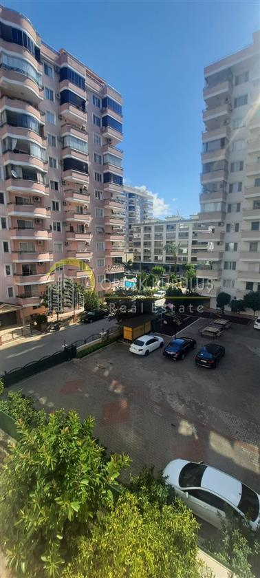 Alanya Mahmutlar'da 1+1 Daire - Denize 150 Metre, Eşyalı