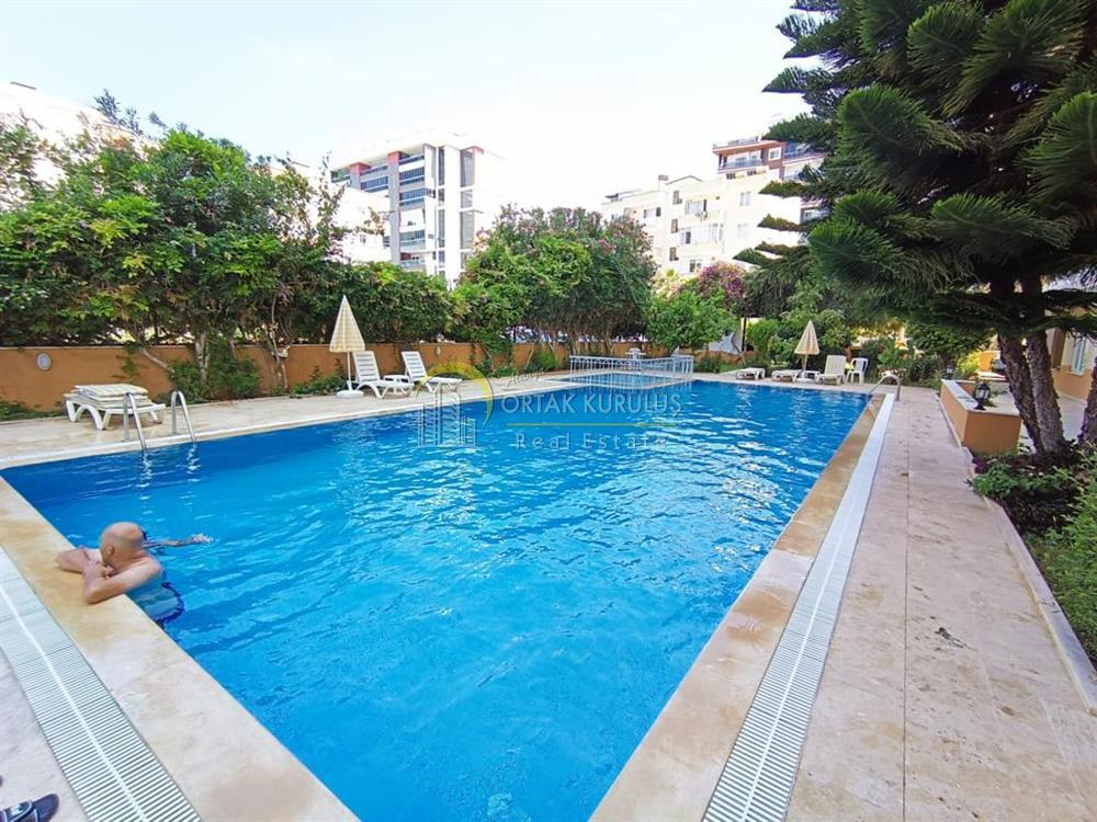 2+1 Fully Furnished Apartment in Alanya Mahmutlar, 300 m to the Sea, with Pool