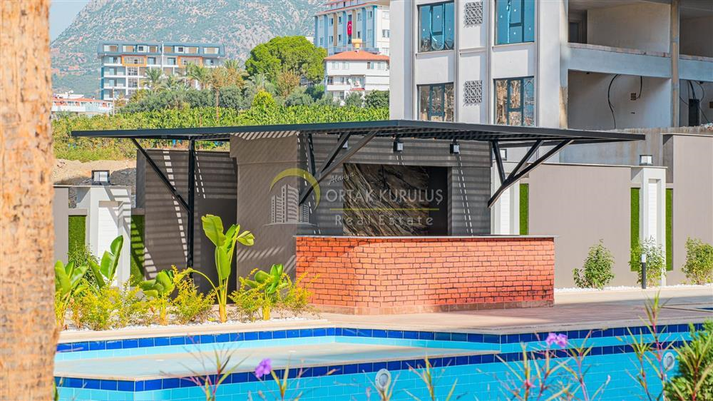 Furnished 1+1 Apartment for Sale in Beautiful 2000 Residence, Alanya Mahmutlar