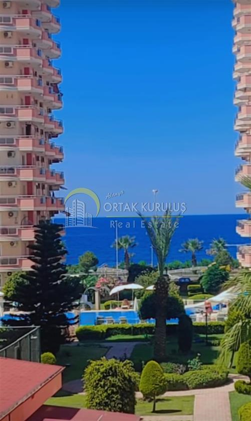 2+1 Apartment for Sale with Sea View in Alanya Mahmutlar - Suitable for Credit