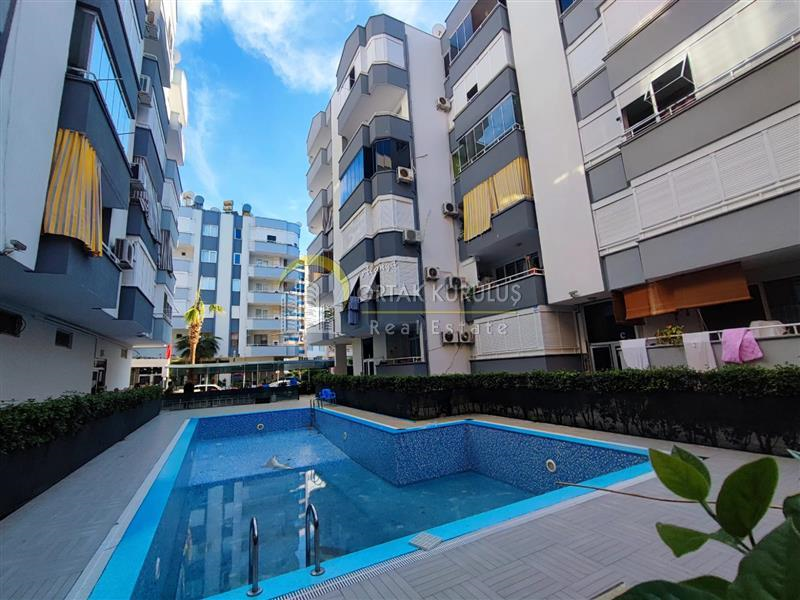 Mahmutlar Nezih Kent Sitesi'nde 2+1 Eşyalı Daire | Denize 300m