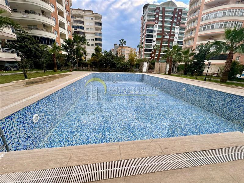 2+1 Furnished Apartment at Mahmutlar Art Residence | 400m to the Beach