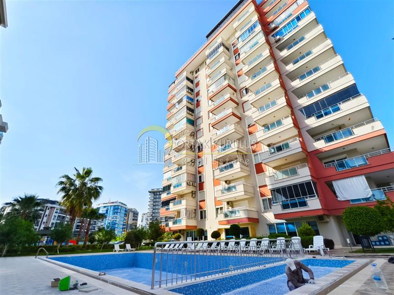 Möblierte 1+1 Wohnung in Mahmutlar – Meeresnähe, mit Pool, Südseite