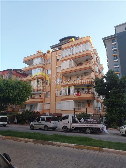 2+1, 90 m² apartment for sale on Barbaros Street, Mahmutlar – 200 m from the sea.