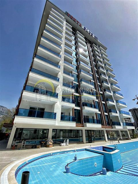 Mahmutlar'da Havuz Manzaralı 1+1 Satılık Daire - Alanya Antalya