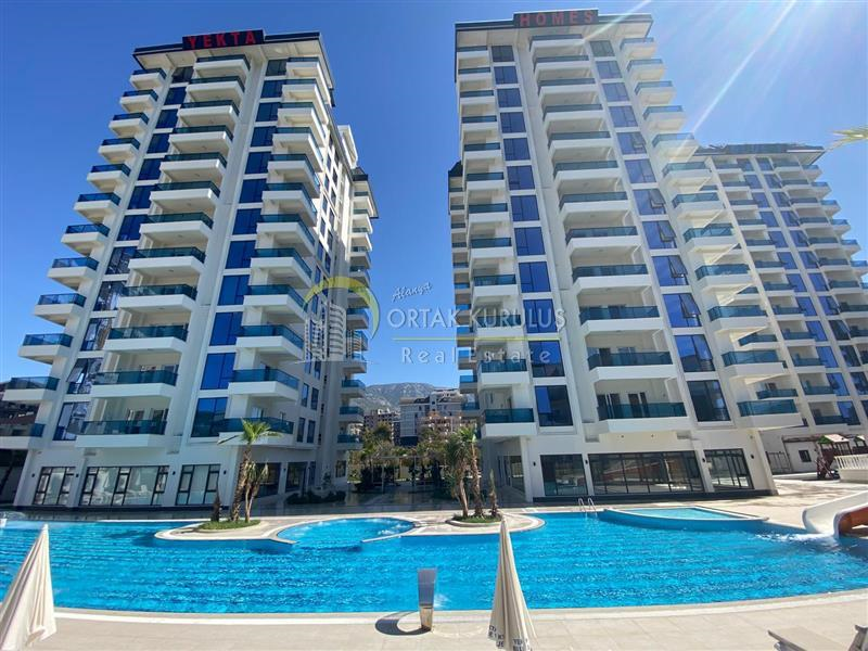 Alanya Mahmutlar Satılık 1+1 Daire | Denize 500m | Lüks Aktiviteli - 60m²