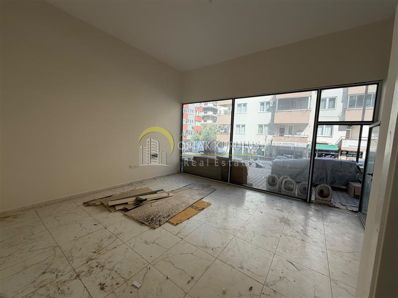 Mahmutlar Salı Pazarı Satılık Dükkan | 32m² + 30m² Dış Kullanım