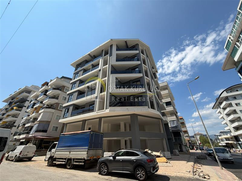 Mahmutlar Atatürk Cad Sıfır Satılık 1+1 | Denize 300m 2. Kat Güney-Batı