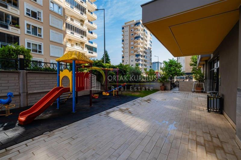 Mahmutlar Aydemir Park 2 Satılık 3+1 Ayrı Mutfak | 160 m² 3 Banyolu Full Eşyalı