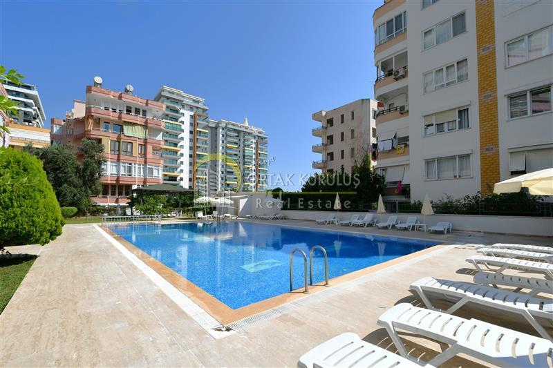 Mahmutlar Barbaros Caddesi Satılık 2+1 | Denize 200m Deniz Manzaralı 120m²