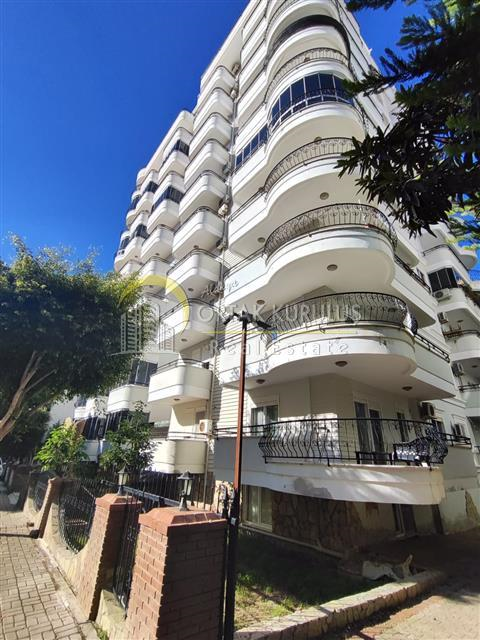'Furnished 2+1 apartment in Alanya Mahmutlar Salı Pazarı area'