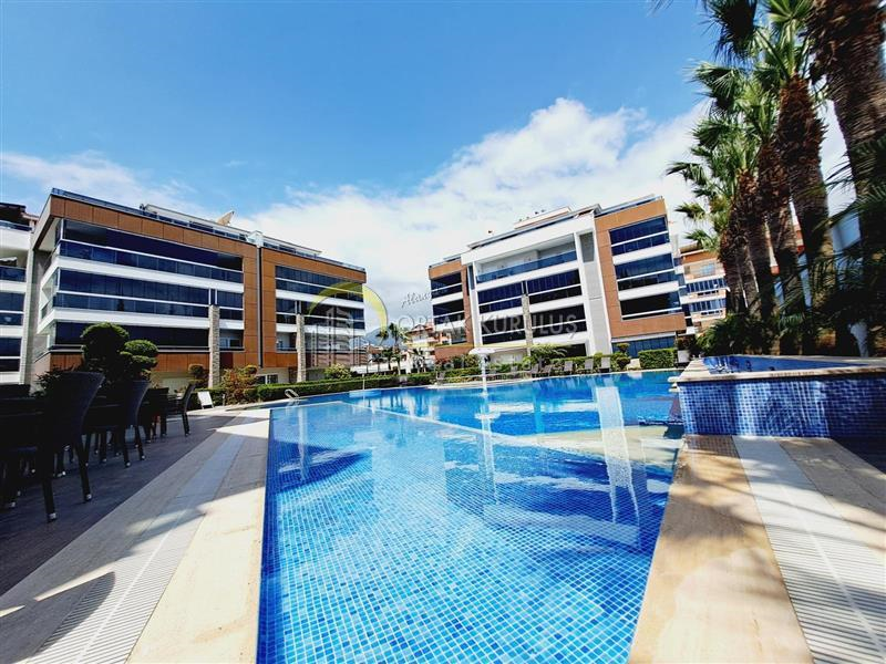 Alanya Oba’da 4+1 Full Lüks Eşyalı Dubleks – Denize 600m
