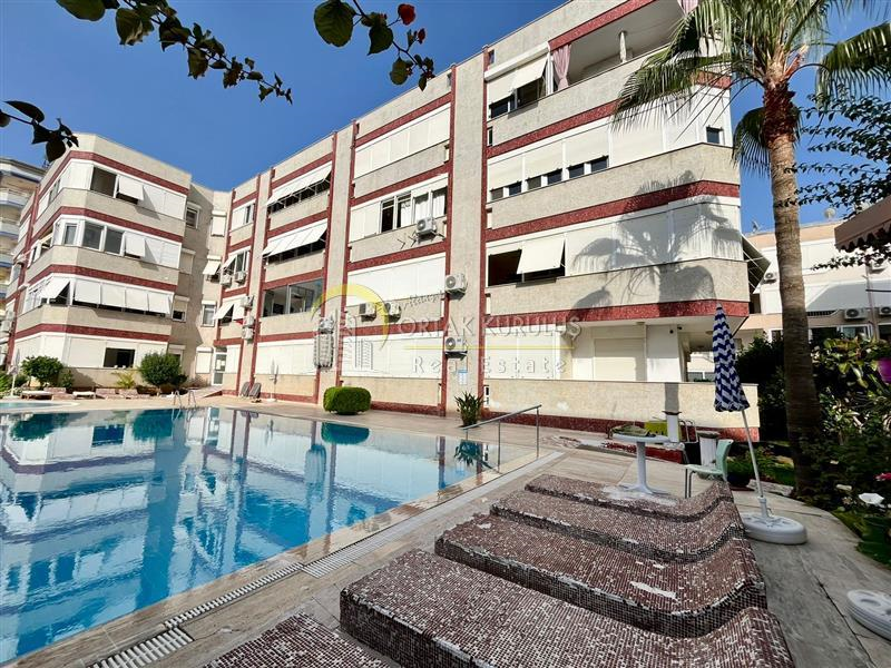 Alanya Oba Göl Satılık 1+1 | Paşa 2 Sitesi Denize 350m Pazartesi Pazarı Yanı Eşyalı